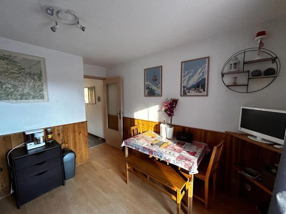 Confortable Appartement, Panorama Sud, Vue Montagne Allos Buitenkant foto